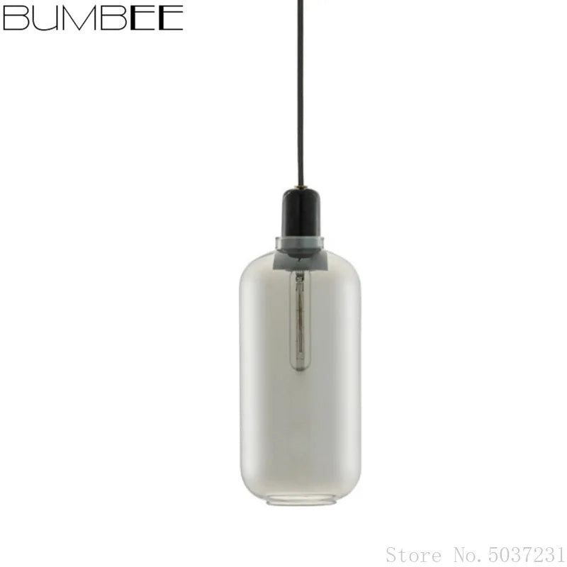 suspension en verre avec détail en marbre design industriel élégant