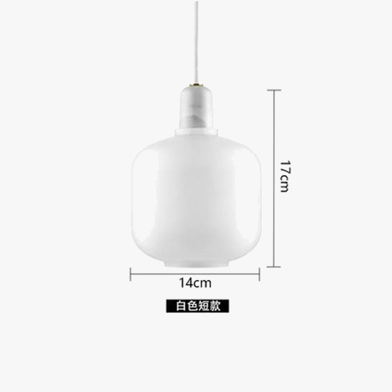 suspension en verre avec détail en marbre design industriel élégant