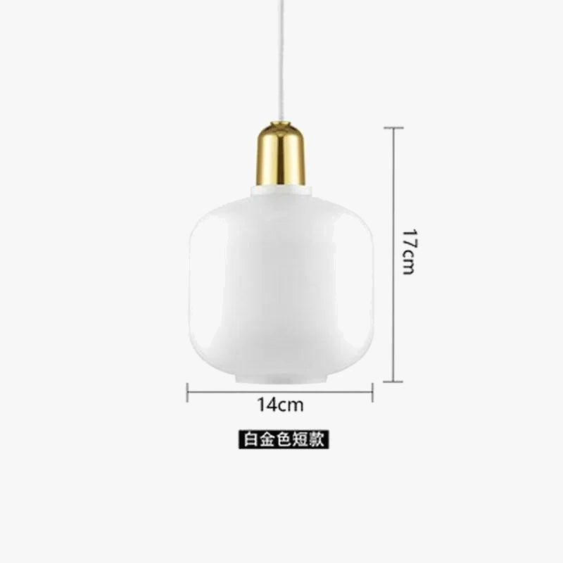 suspension en verre avec détail en marbre design industriel élégant