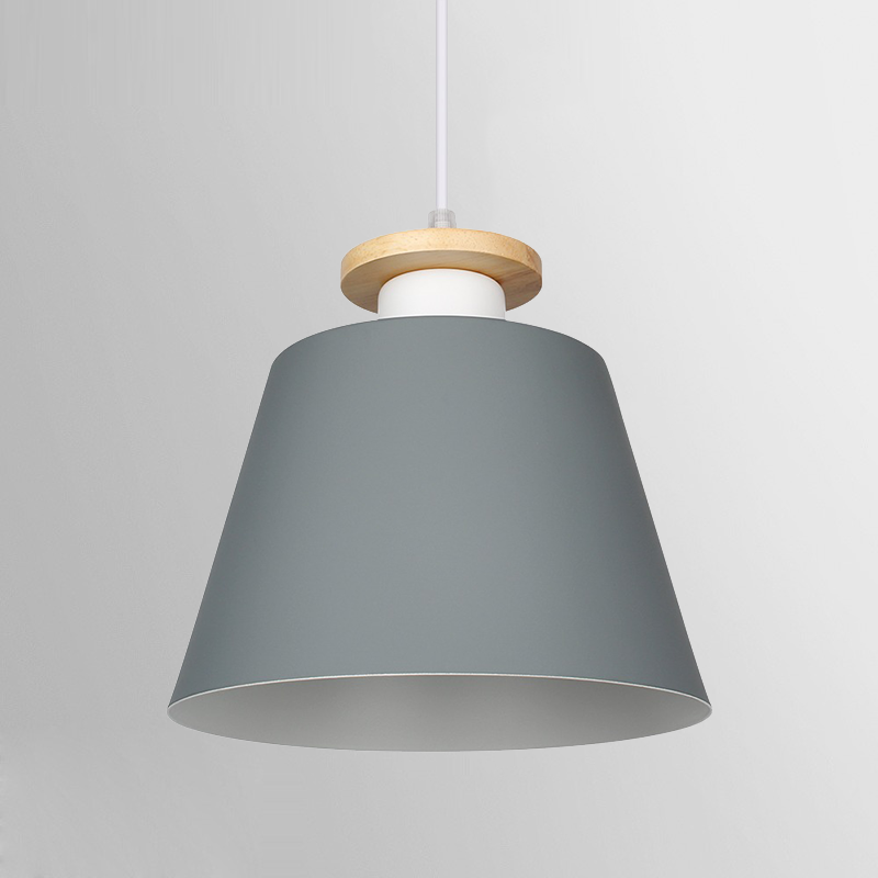 Suspension cloche en métal coloré et collerette en bois — Buis