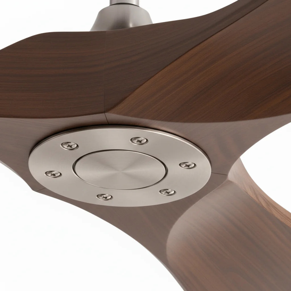 Ventilateur de plafond chromé sans éclairage, effet bois foncé — Armille